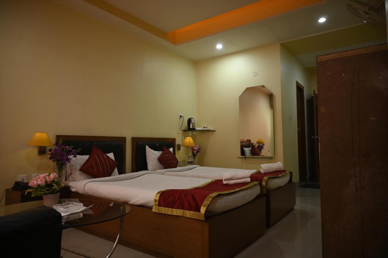 Hotel Dooars Mountain Alipur Duar 外观 照片