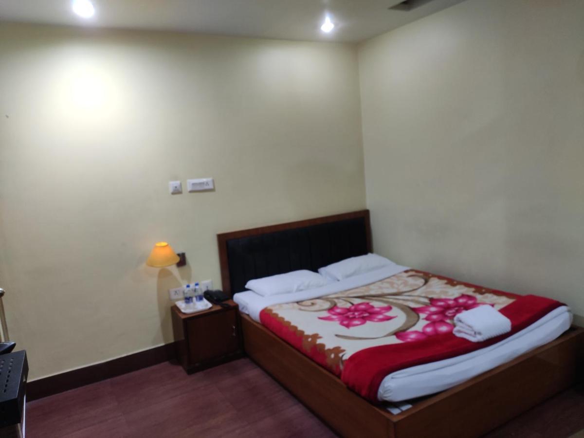 Hotel Dooars Mountain Alipur Duar 外观 照片